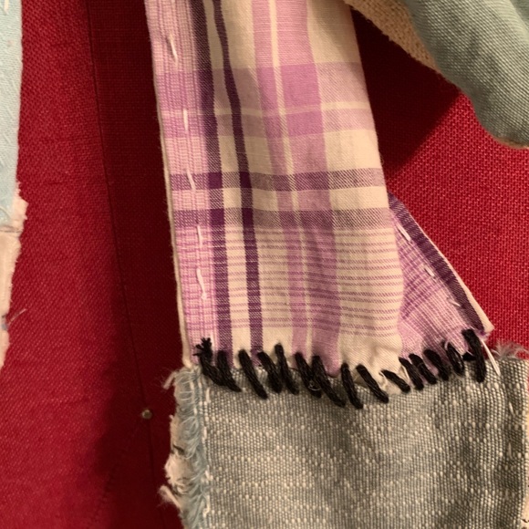 Jabot - Picture 3 of 5